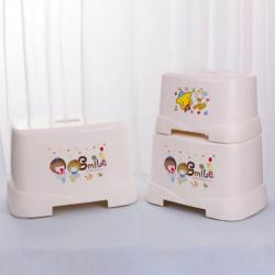 四季方凳（?。?/></a></div>
<div   id=